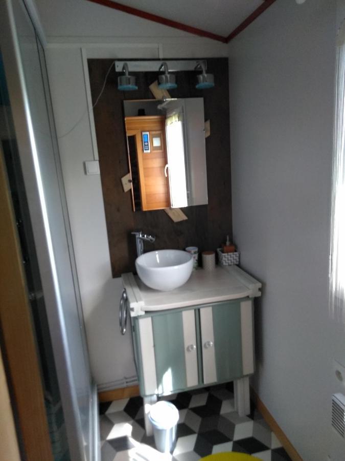 Le Haut Village Chambre D'Hotes Mobi-Loft Cosy Sauna ,Douche ,Chromotherapie アレスト エクステリア 写真